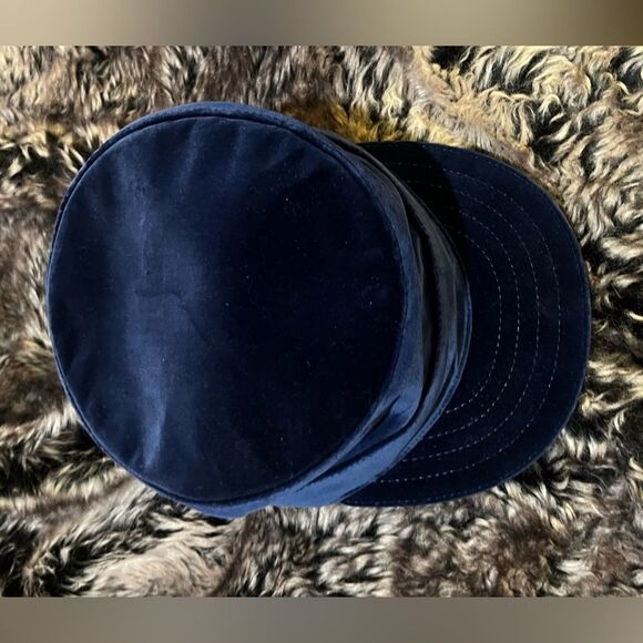 Valas Los Angeles Conductor Velvet Navy Hat Limited Collector, $435 retail - Picture 13 of 17